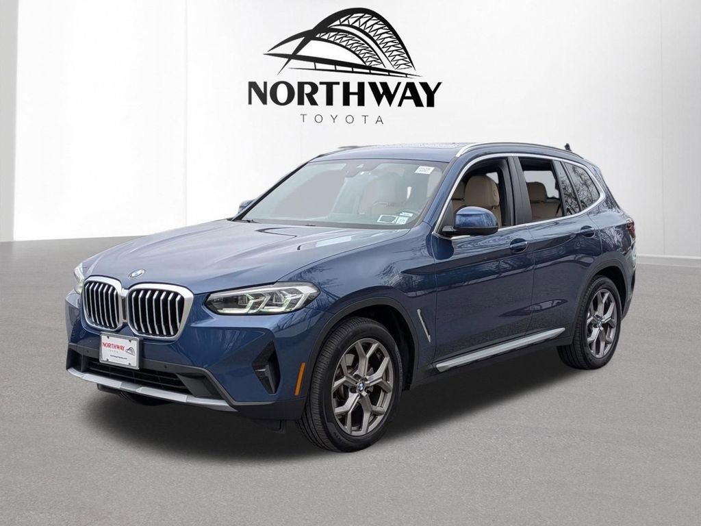 Used 2022 BMW X3 xDrive30i w/ Premium Package 2 (ZPA) AWD/4WD image 8