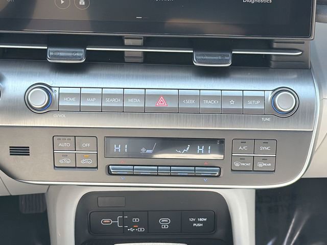 Used 2024 Hyundai Kona SEL image 18