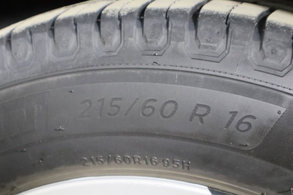 Used 2016 Nissan Altima 2.5 S w/ Power Driver Seat Package image 36