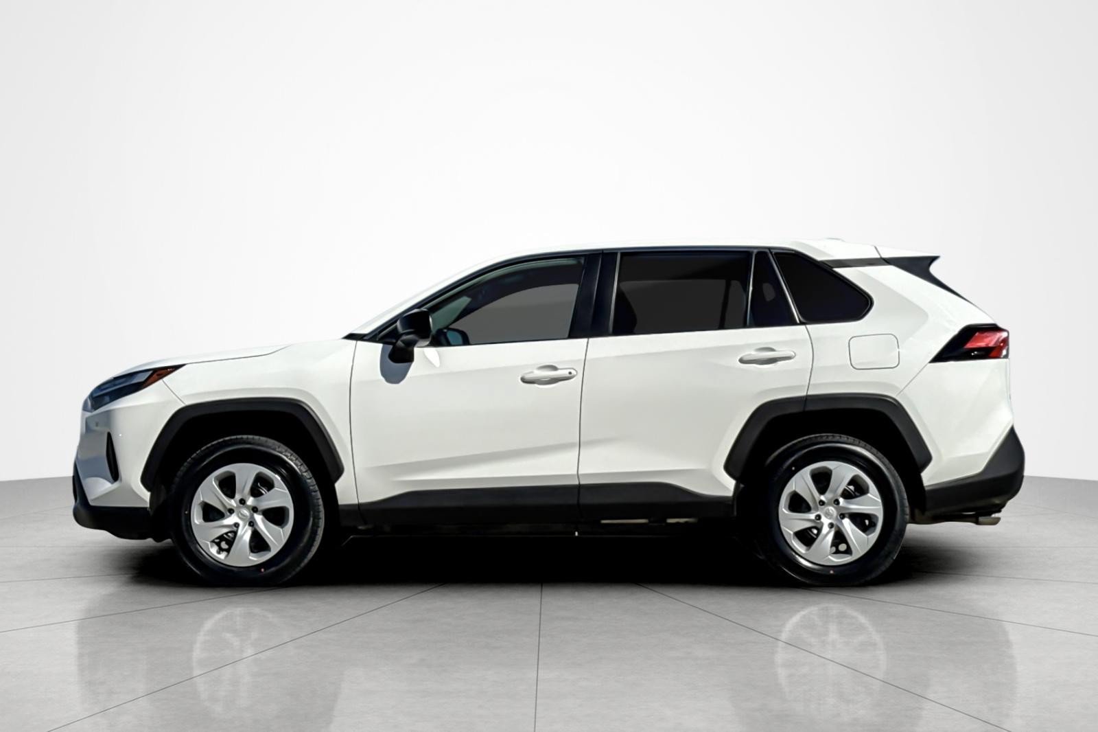 Certified 2024 Toyota RAV4 LE AWD/4WD image 2