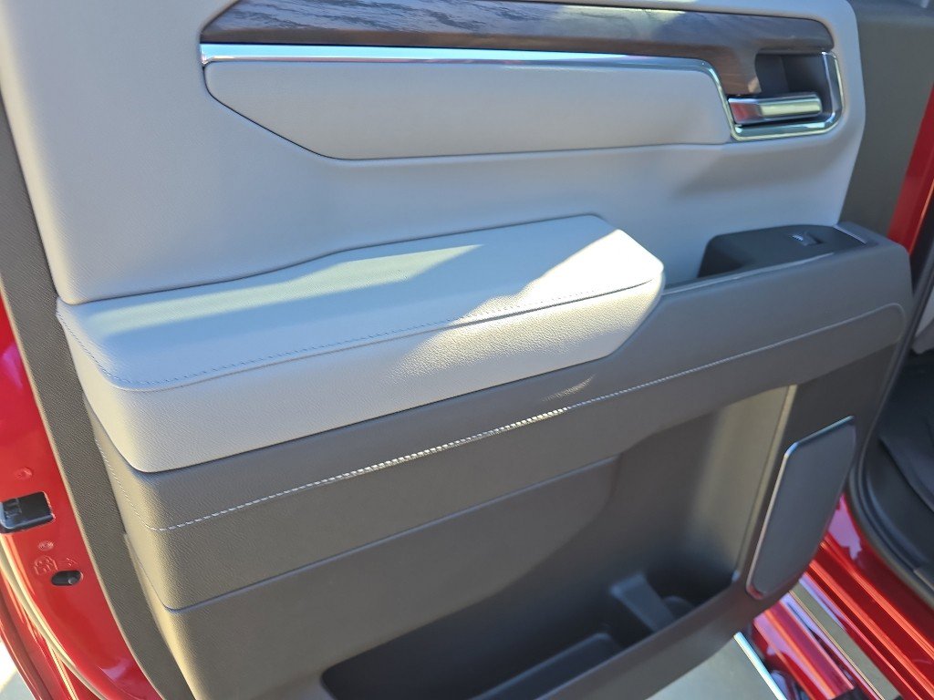 New 2026 GMC Sierra 1500 SLT w/ SLT Premium Package AWD/4WD image 11