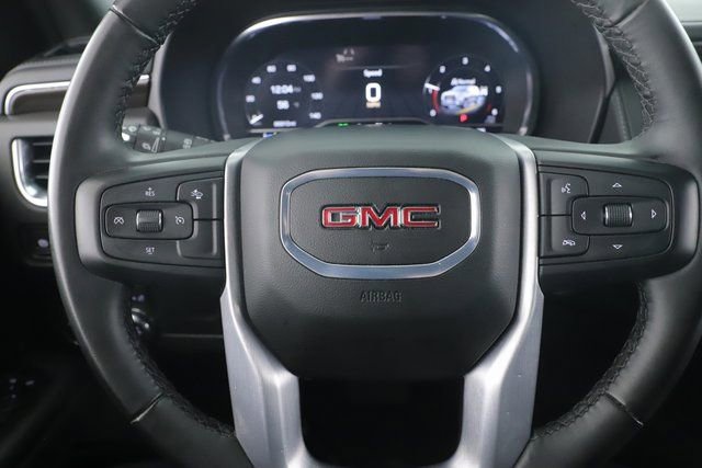 Used 2024 GMC Yukon SLE image 22