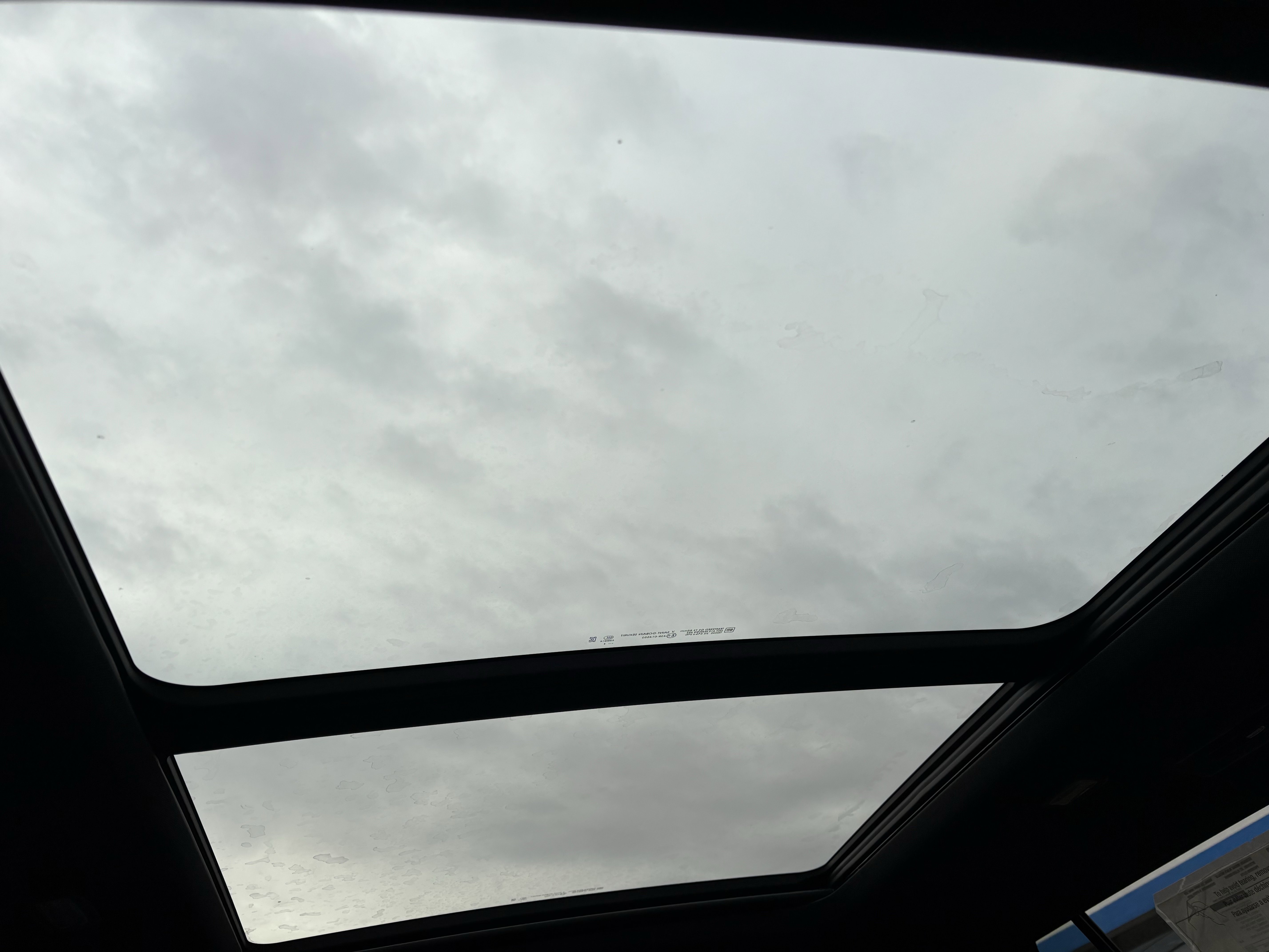 Used 2025 Chevrolet Traverse LT w/ Sun and Wheel Package image 65