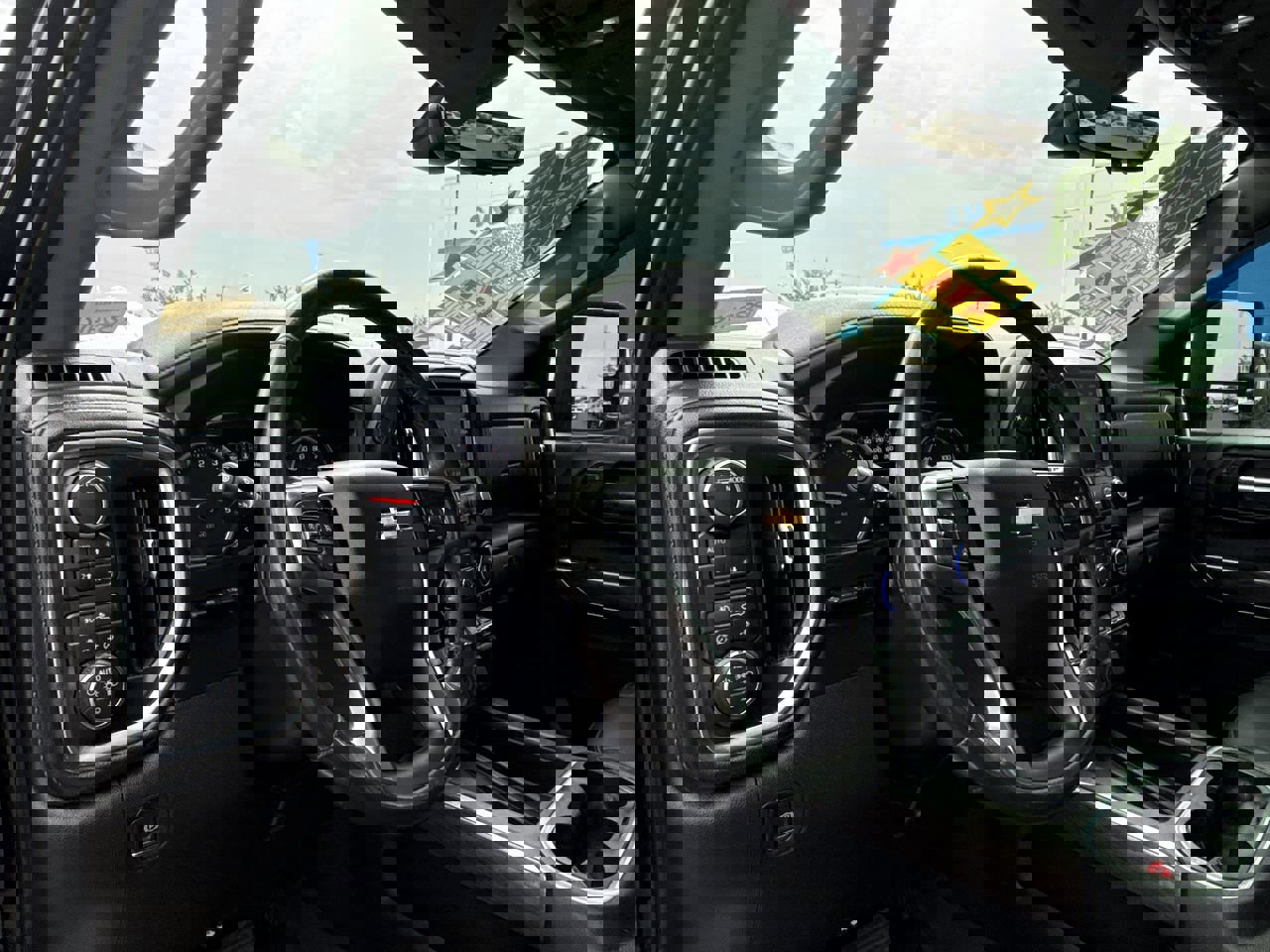 Used 2020 Chevrolet Silverado 2500 LTZ w/ LTZ Premium Package image 9