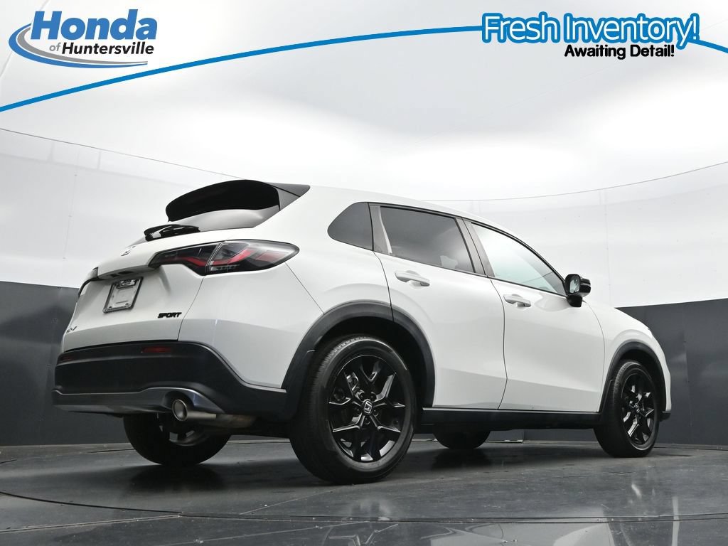 Used 2024 Honda HR-V Sport image 32