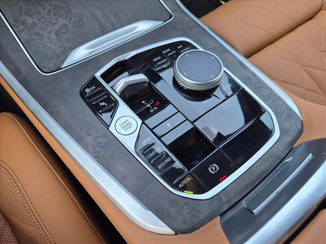 Certified 2025 BMW X5 sDrive40i w/ Climate Comfort Package RWD image 16