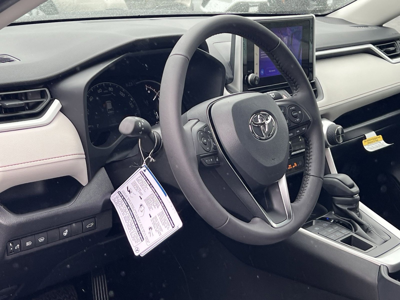 New 2025 Toyota RAV4 XLE image 11