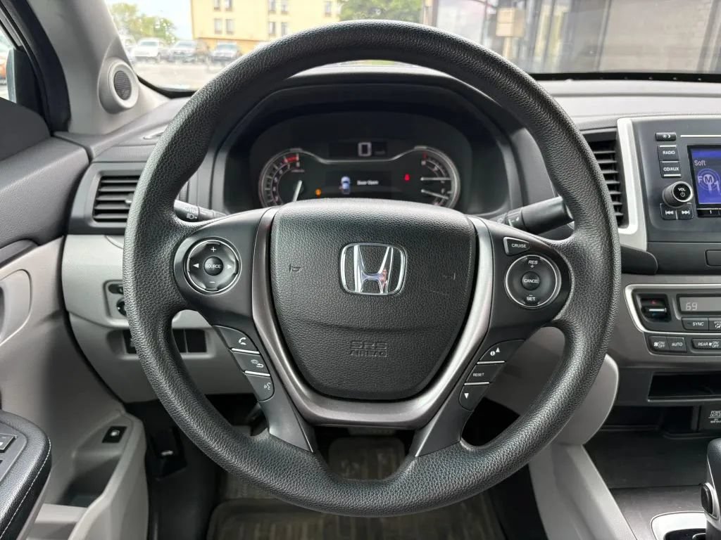 Used 2017 Honda Ridgeline RTS image 12