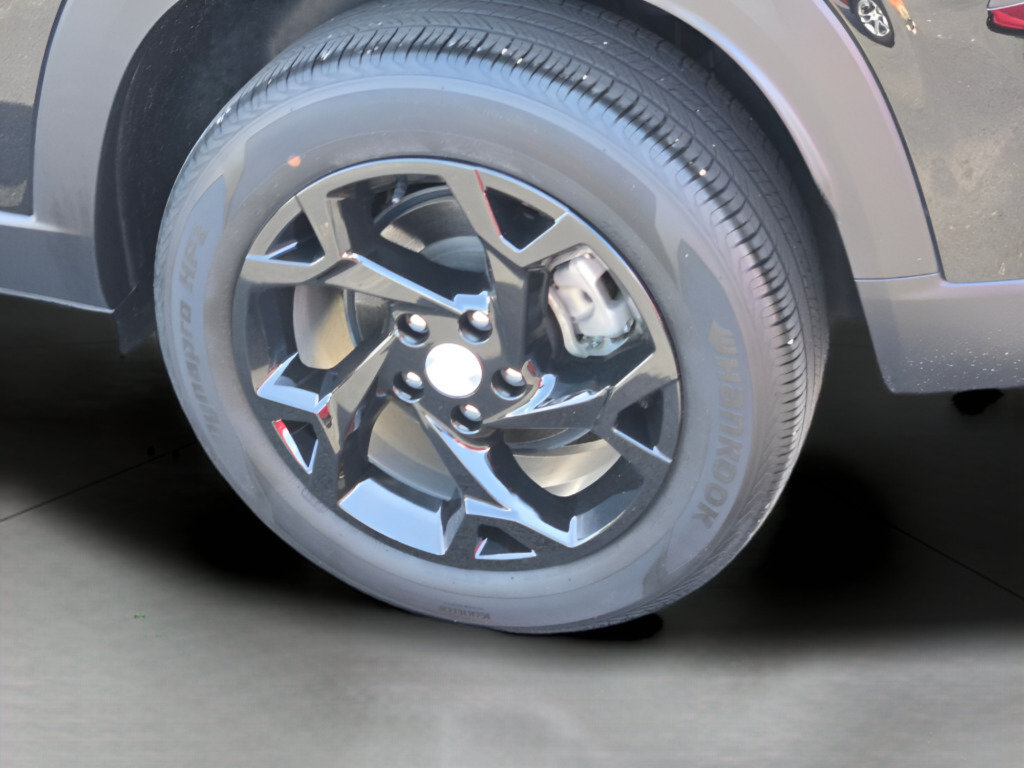 Certified 2024 Chevrolet Trax LS w/ LS Convenience Package FWD image 10