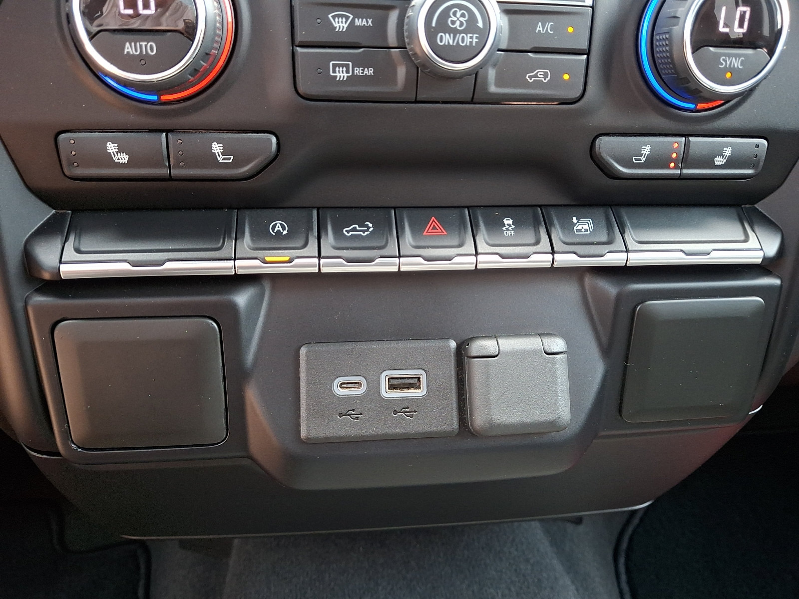 Certified 2020 Chevrolet Silverado 1500 RST w/ All-Star Edition RWD image 23