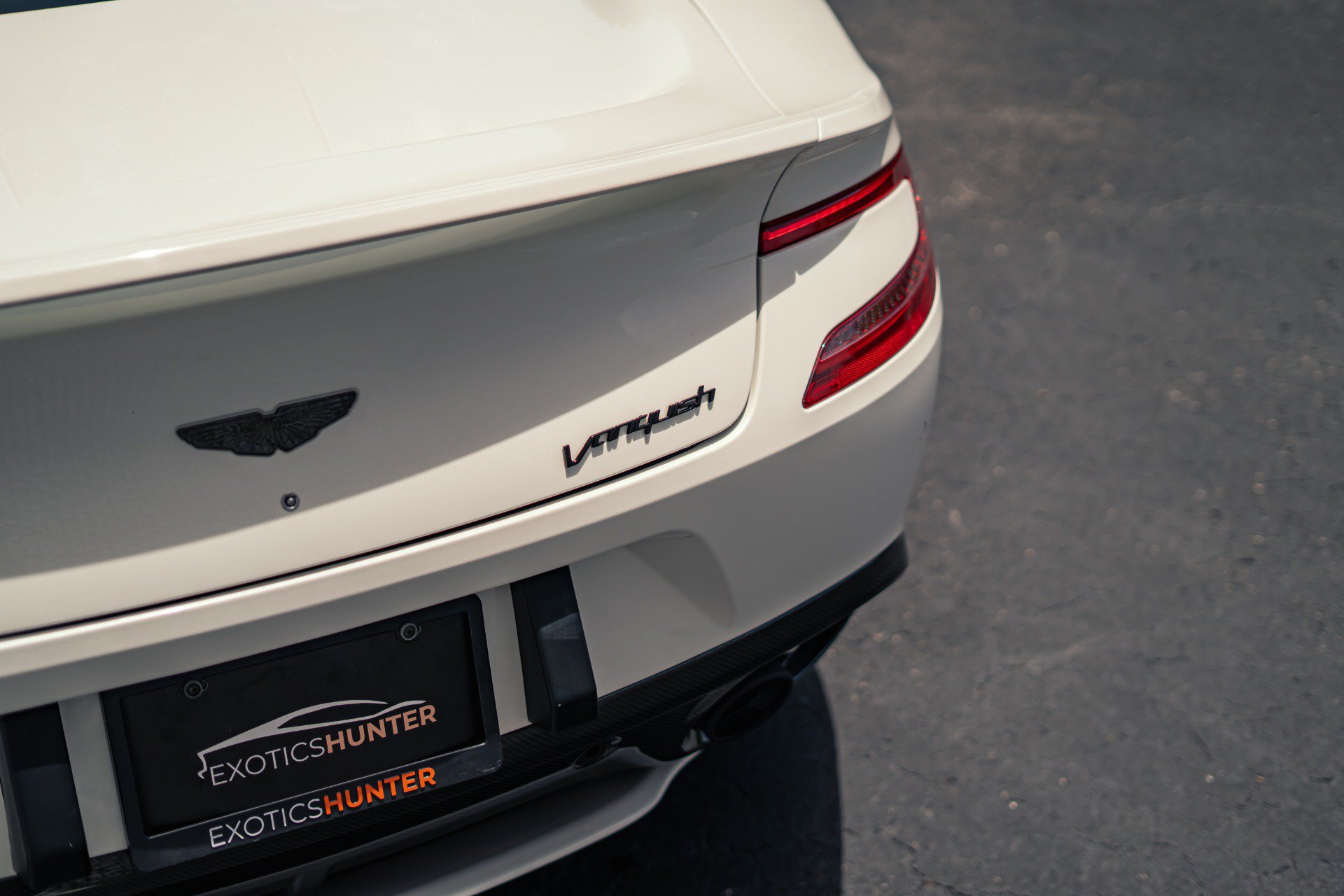 Used 2015 Aston Martin Vanquish Coupe RWD image 10