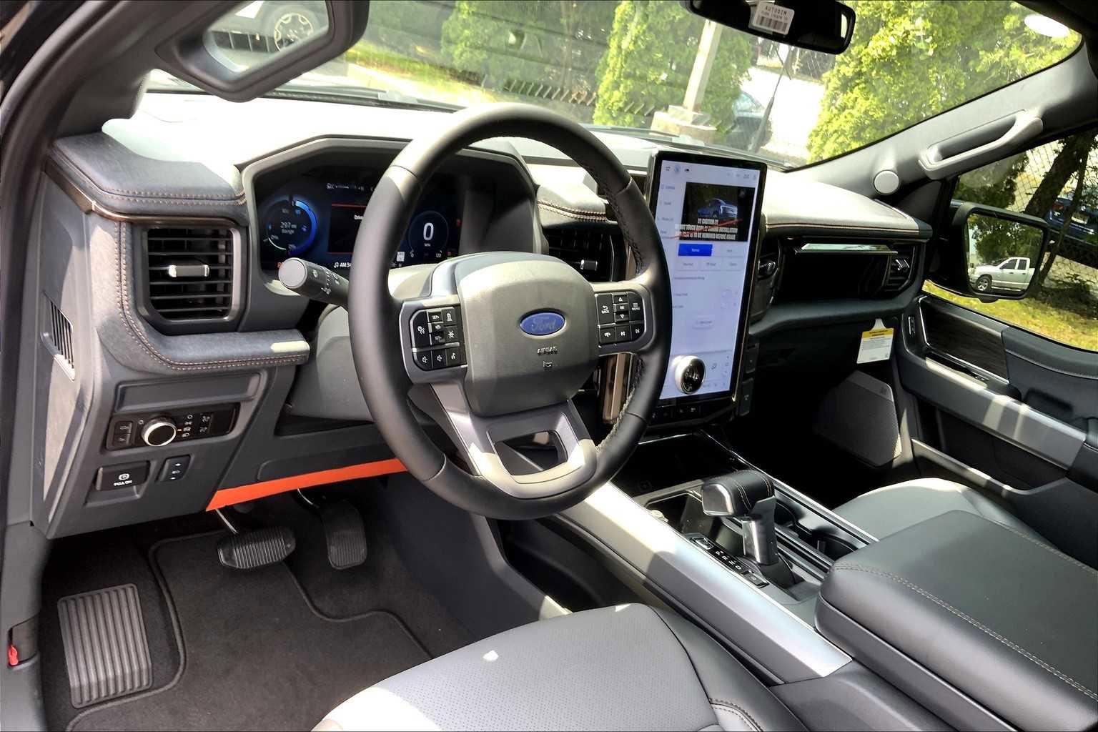 New 2025 Ford F150 Lightning Lariat image 6