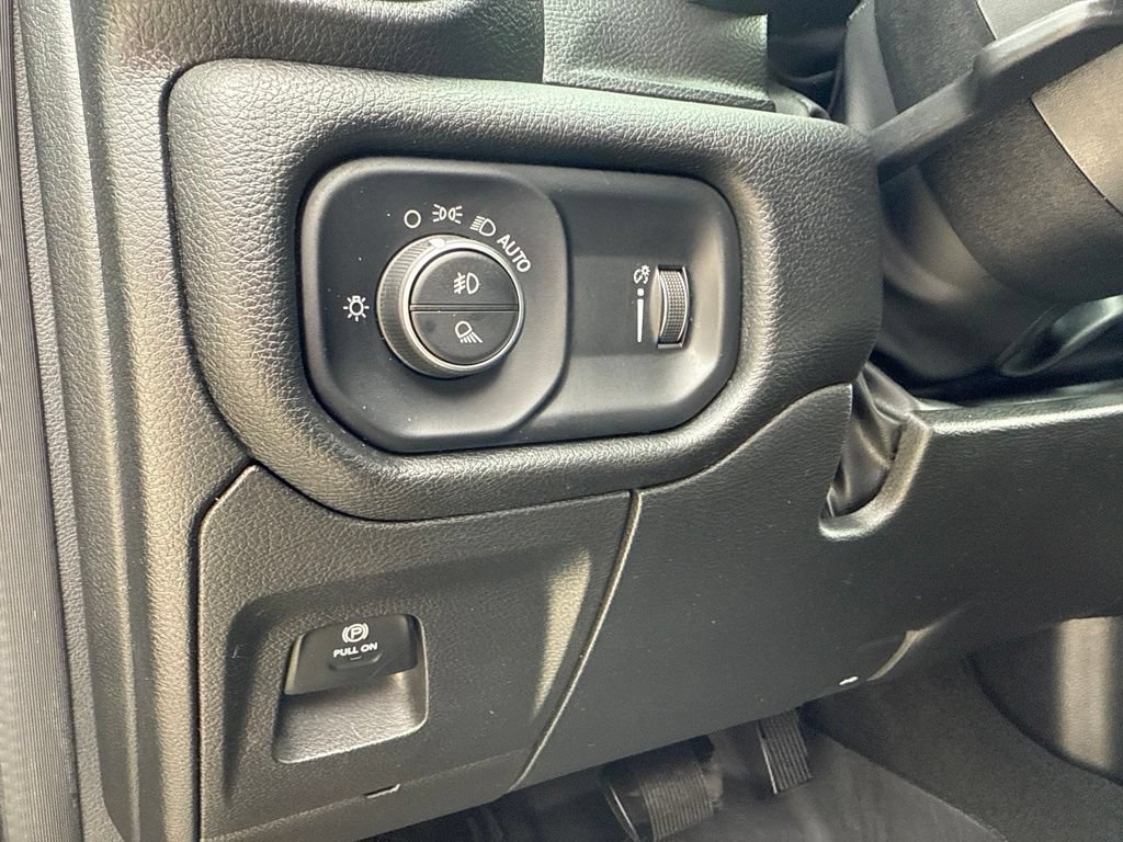 Used 2023 RAM 1500 Big Horn AWD/4WD image 24