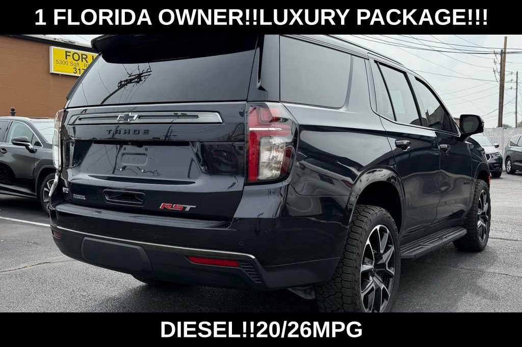 Used 2022 Chevrolet Tahoe RST w/ Luxury Package AWD/4WD image 7