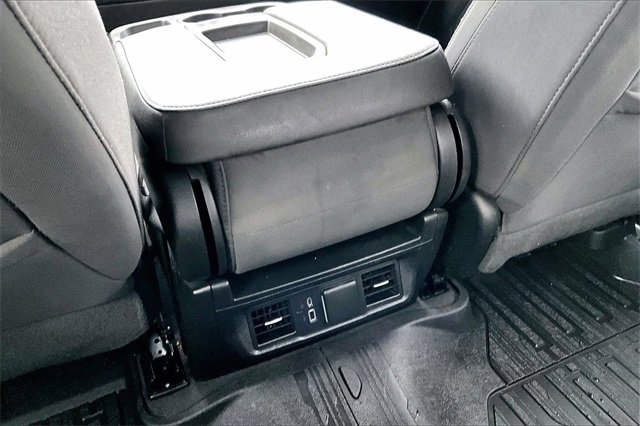 Used 2023 GMC Sierra 1500 Elevation image 11