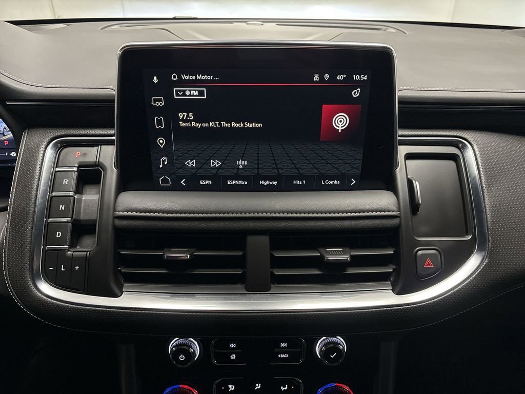 Used 2024 GMC Yukon SLT w/ SLT Luxury Package image 39