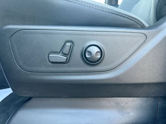Used 2022 RAM 1500 Big Horn AWD/4WD image 14