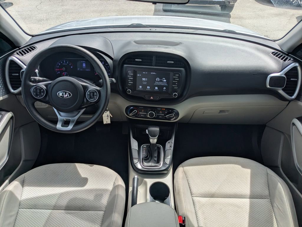 Used 2020 Kia Soul LX FWD image 13
