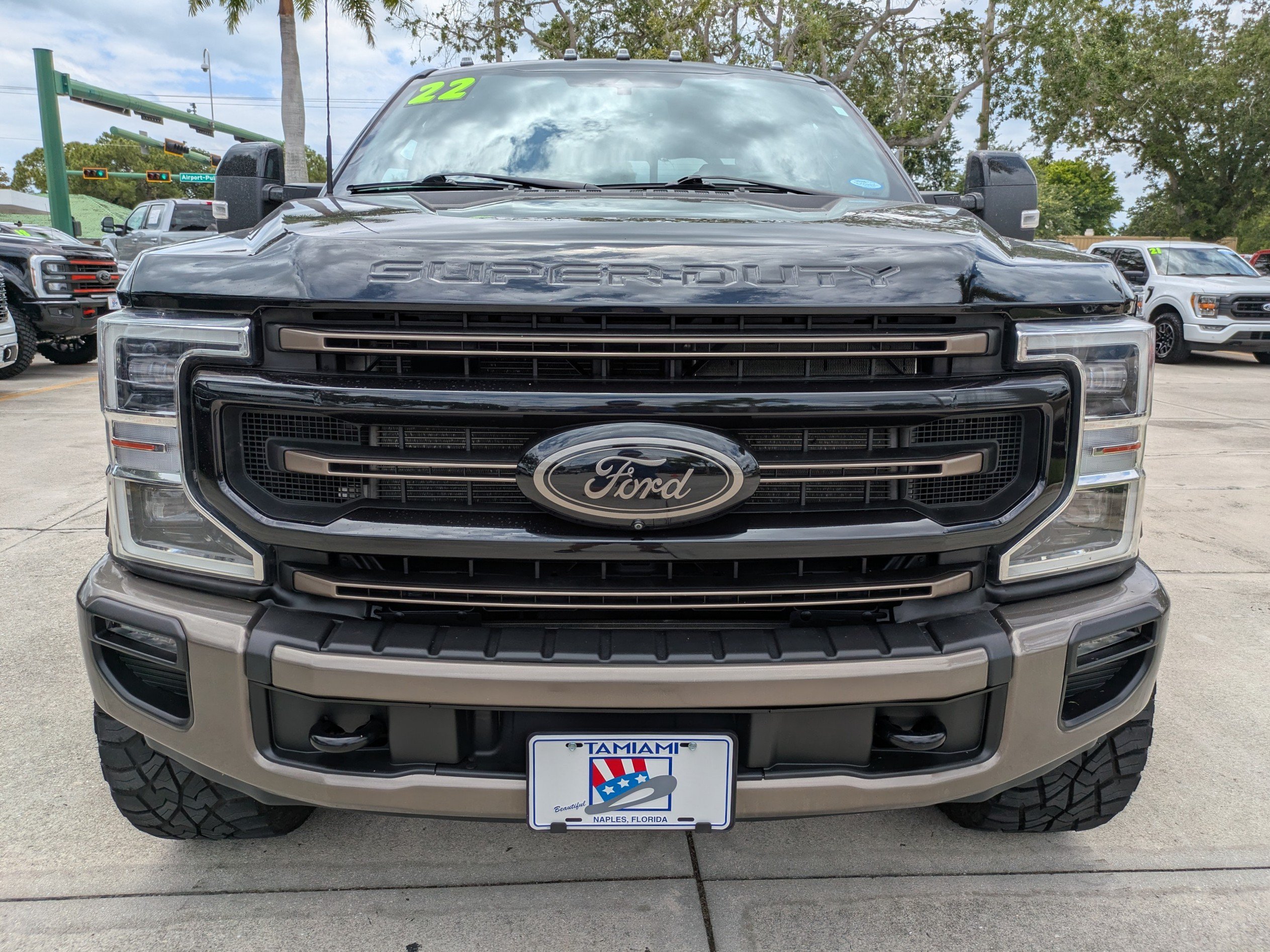 Used 2022 Ford F350 King Ranch w/ Tremor Off-Road Package AWD/4WD image 8