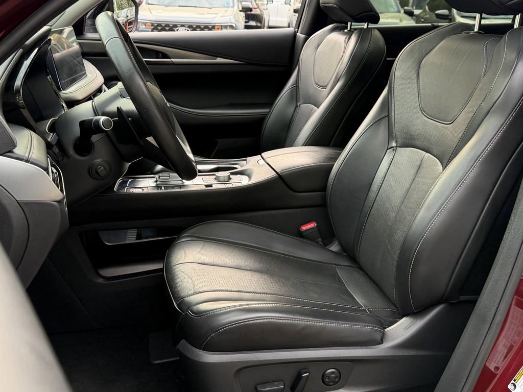 Used 2022 INFINITI QX60 Luxe w/ Performance Audio Package image 31