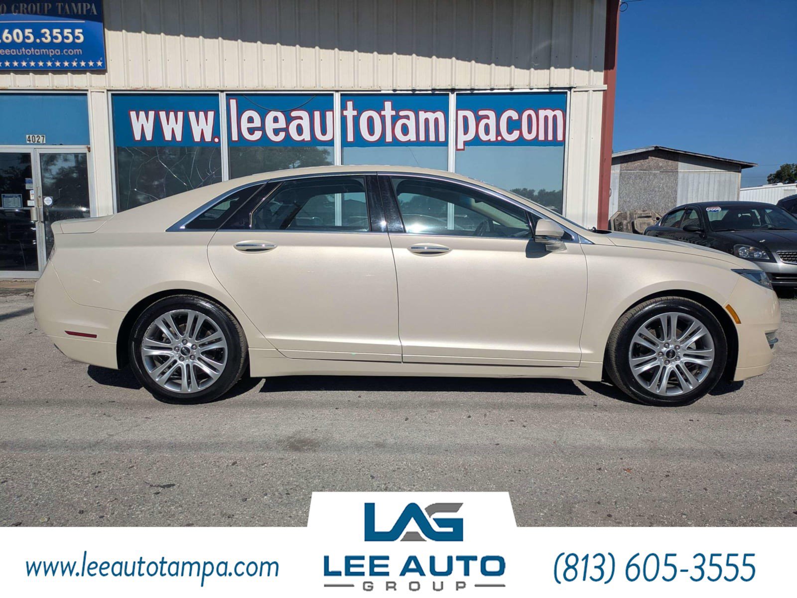 Used 2014 Lincoln MKZ Hybrid w/ Equipment Group 201A Select FWD image 2