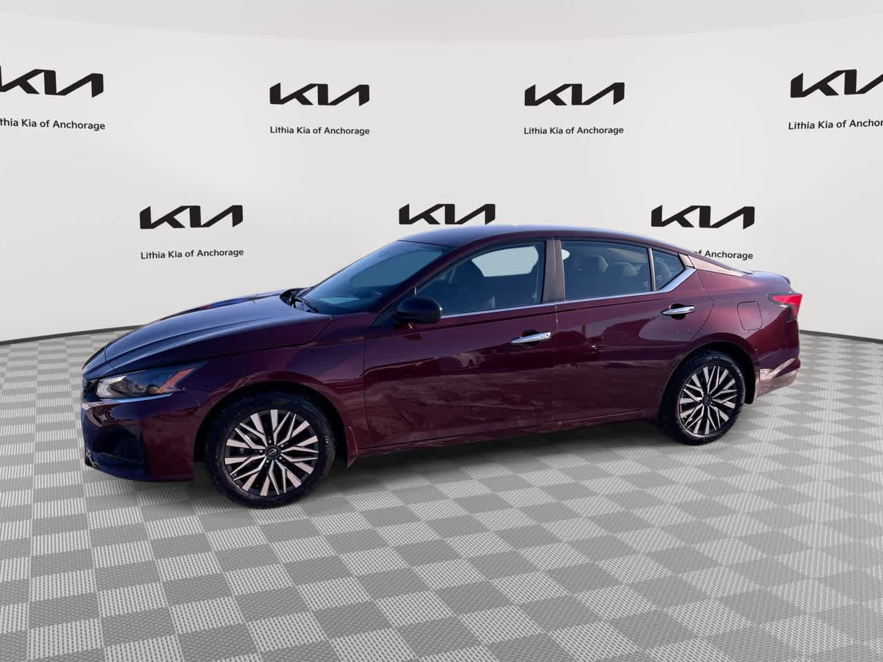 Used 2025 Nissan Altima 2.5 SV