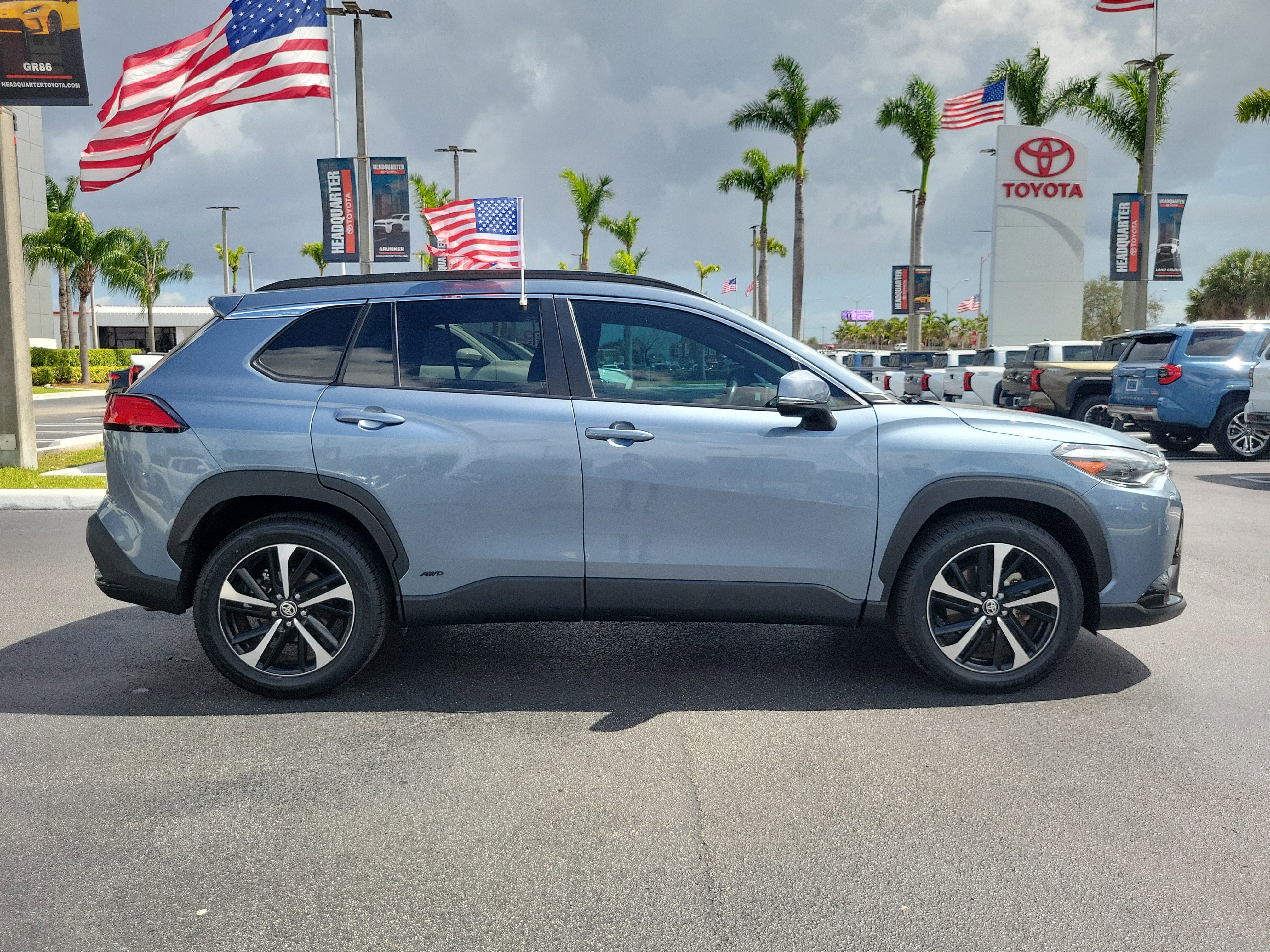 Used 2023 Toyota Corolla Cross XSE w/ Convenience Package image 13