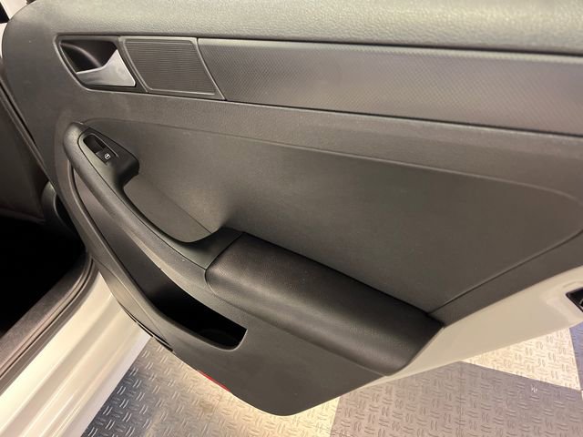 Used 2016 Volkswagen Jetta S FWD image 13