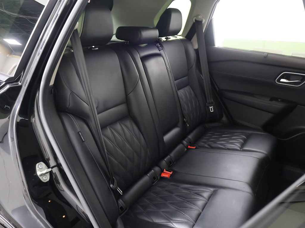 Used 2023 Nissan Rogue Platinum AWD/4WD image 38