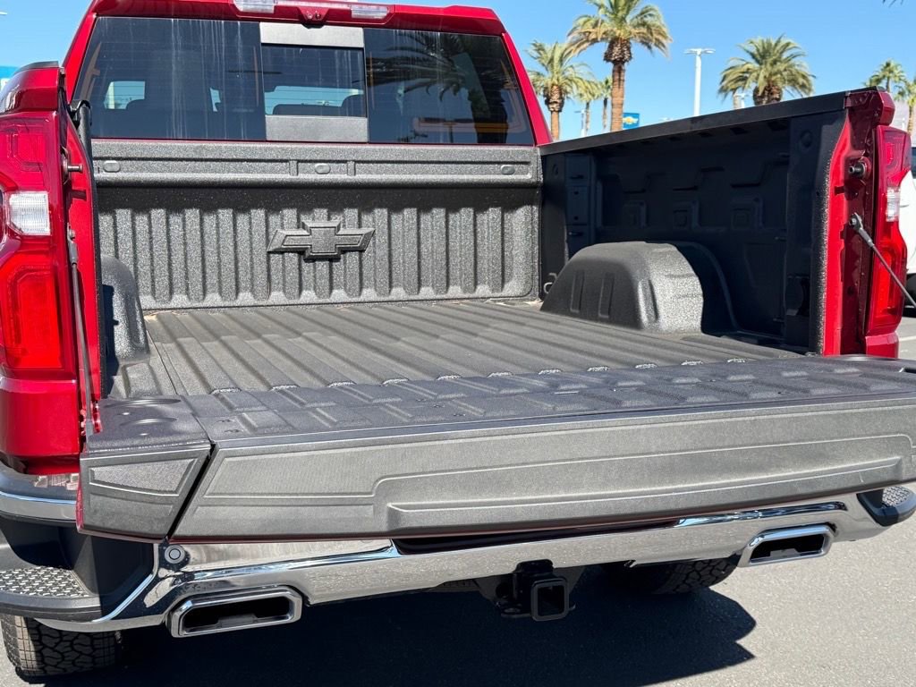 New 2025 Chevrolet Silverado 1500 LTZ w/ LTZ Premium Package image 9