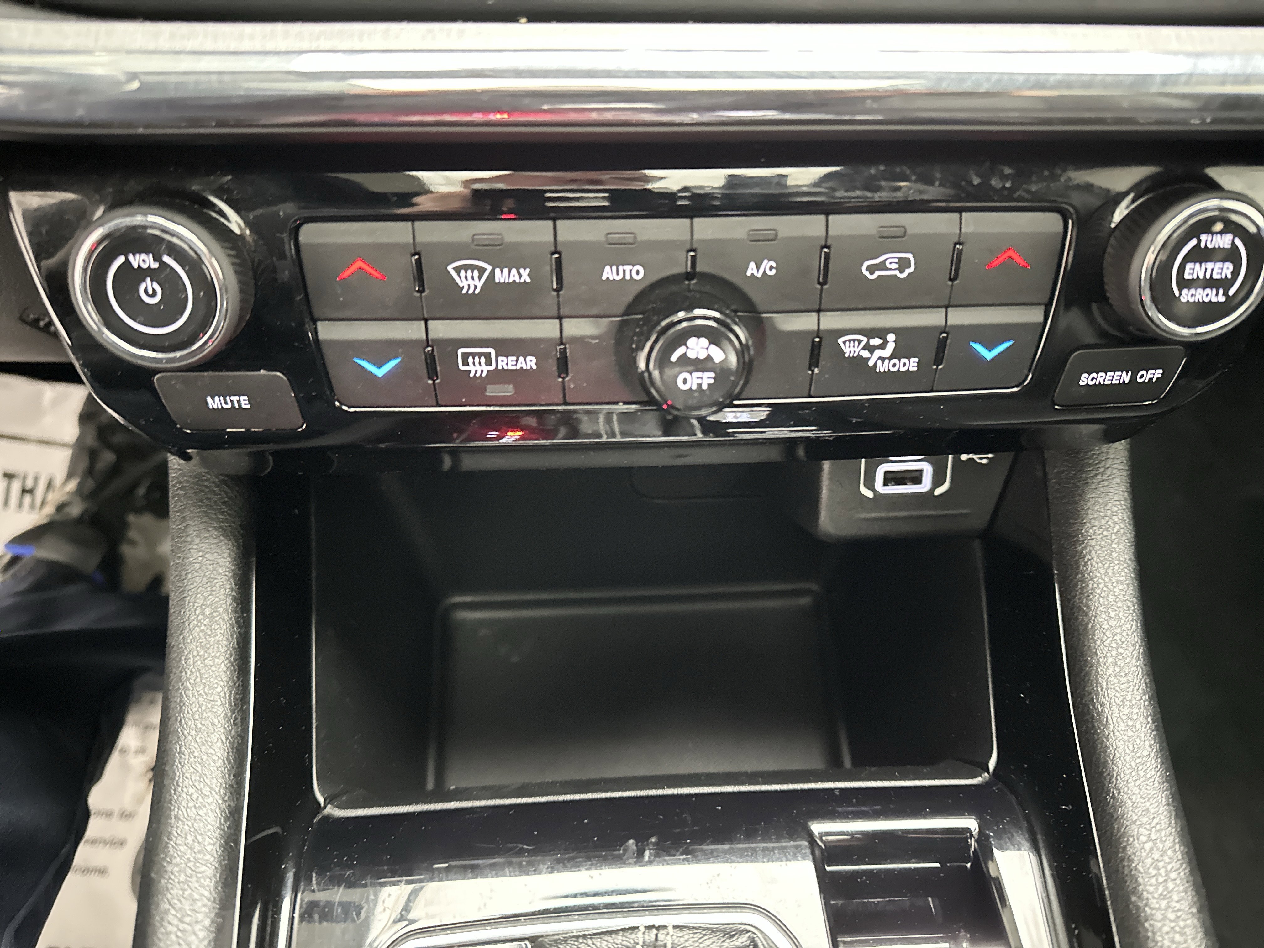 Used 2022 Jeep Compass High Altitude AWD/4WD image 36