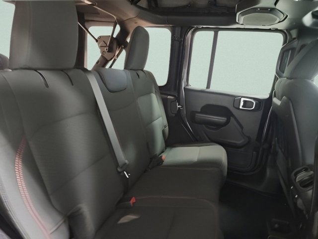 Used 2023 Jeep Wrangler Unlimited Rubicon image 16