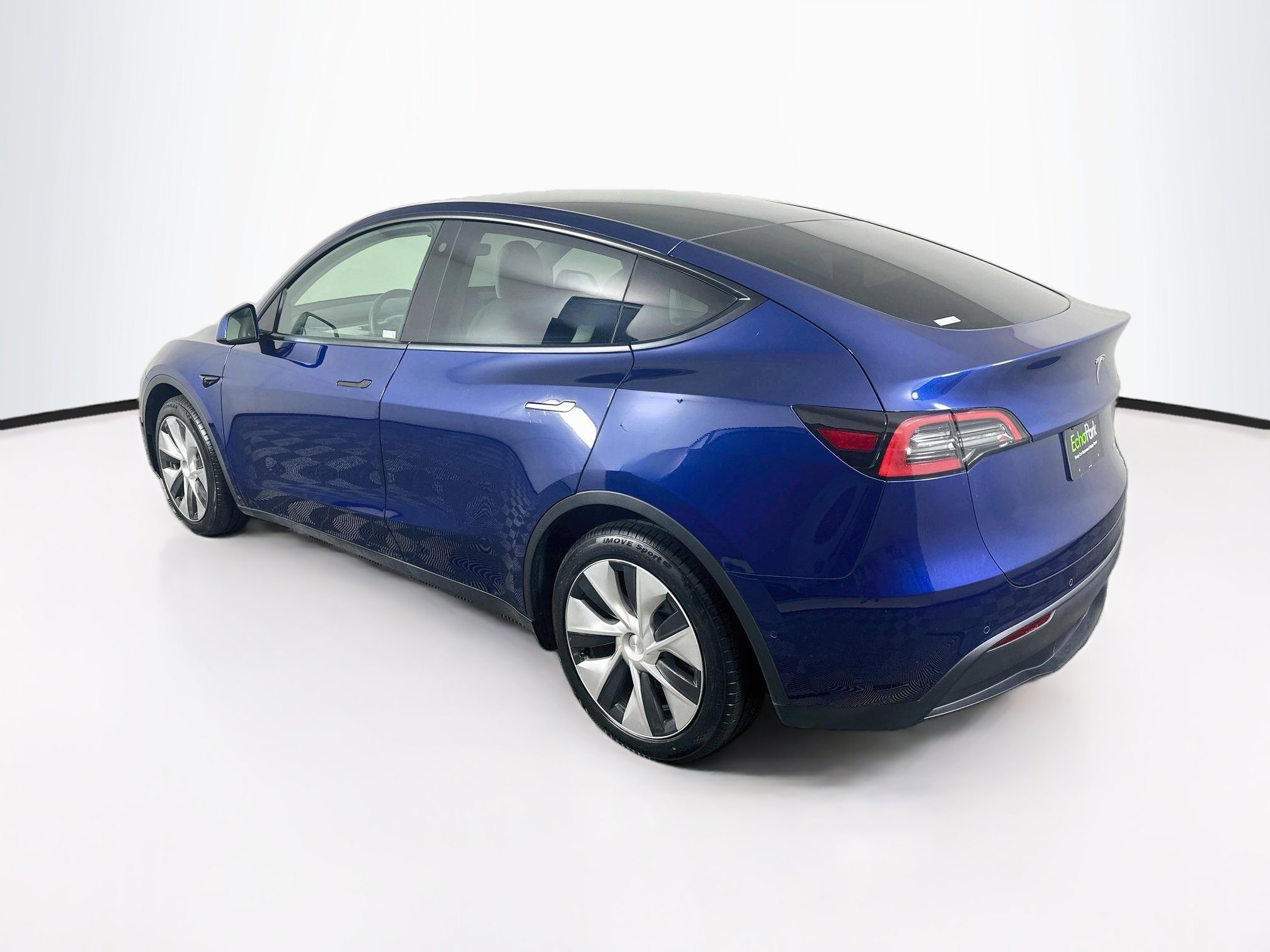 Used 2021 Tesla Model Y Long Range AWD/4WD image 5