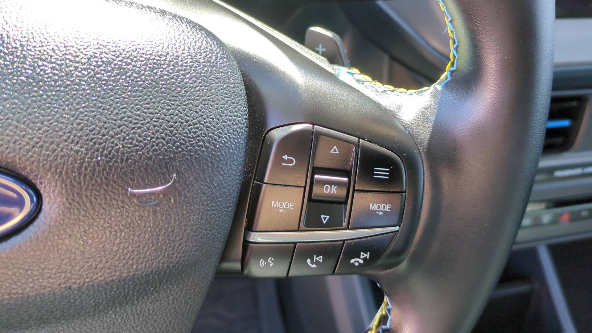Used 2025 Ford Maverick Lobo AWD/4WD image 20