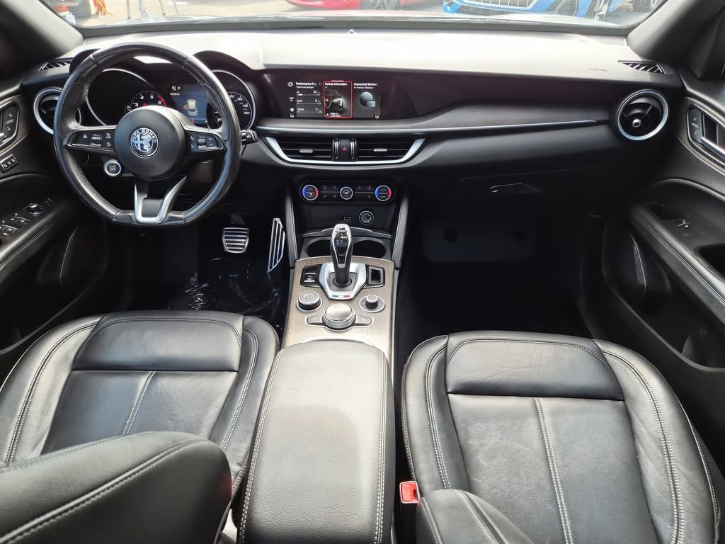 Used 2022 Alfa Romeo Stelvio Ti image 10