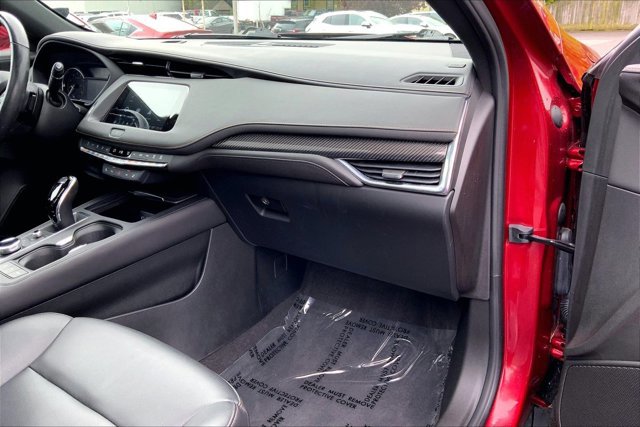 Used 2023 Cadillac XT4 Sport AWD/4WD image 16