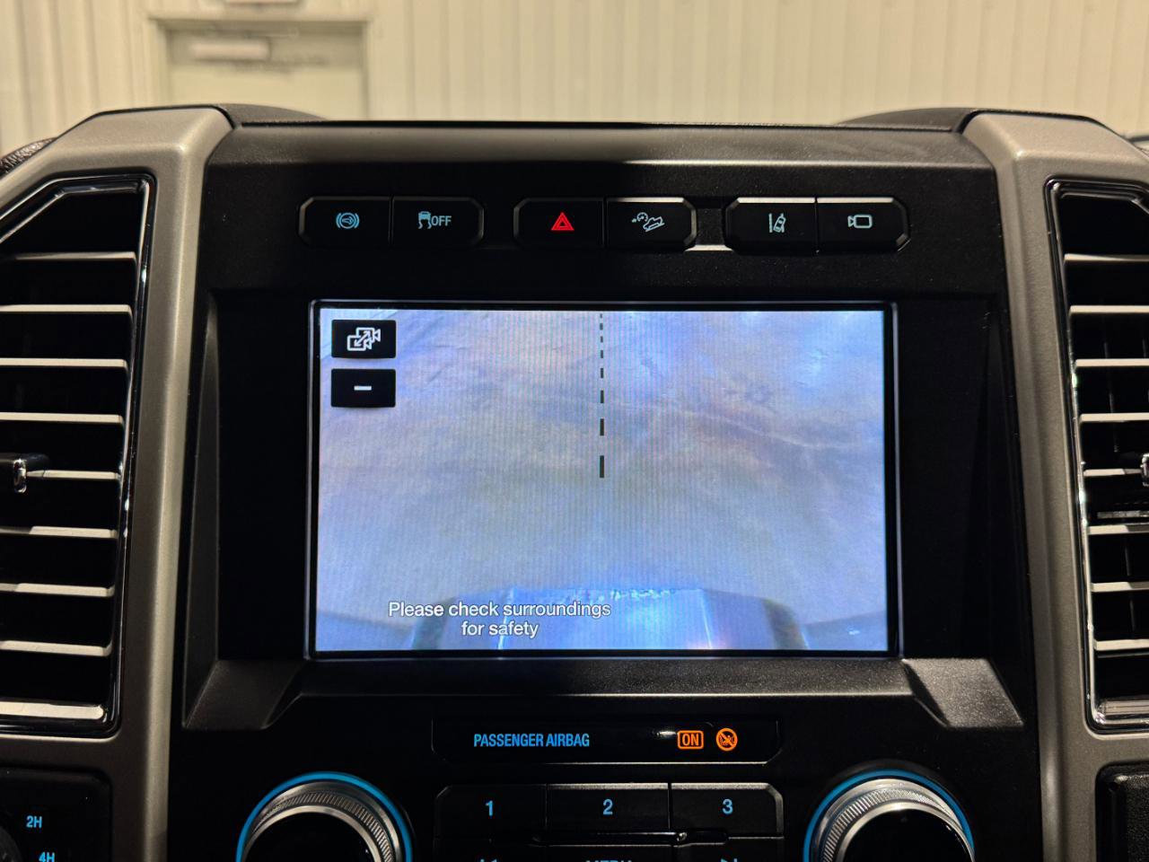 Used 2017 Ford F350 King Ranch w/ King Ranch Ultimate Package AWD/4WD image 51