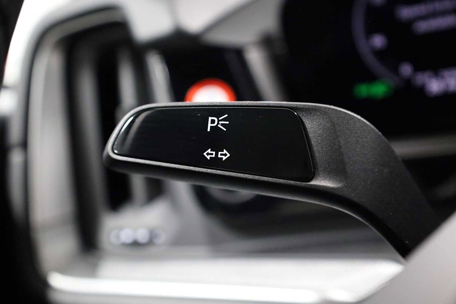 New 2025 Porsche Cayenne Coupe image 30