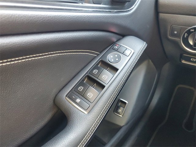 Used 2015 Mercedes-Benz CLA 250 image 25