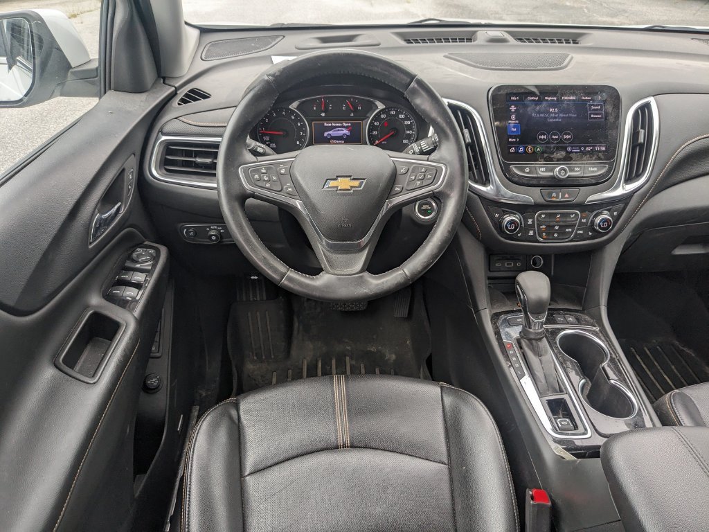 Used 2022 Chevrolet Equinox Premier AWD/4WD image 17