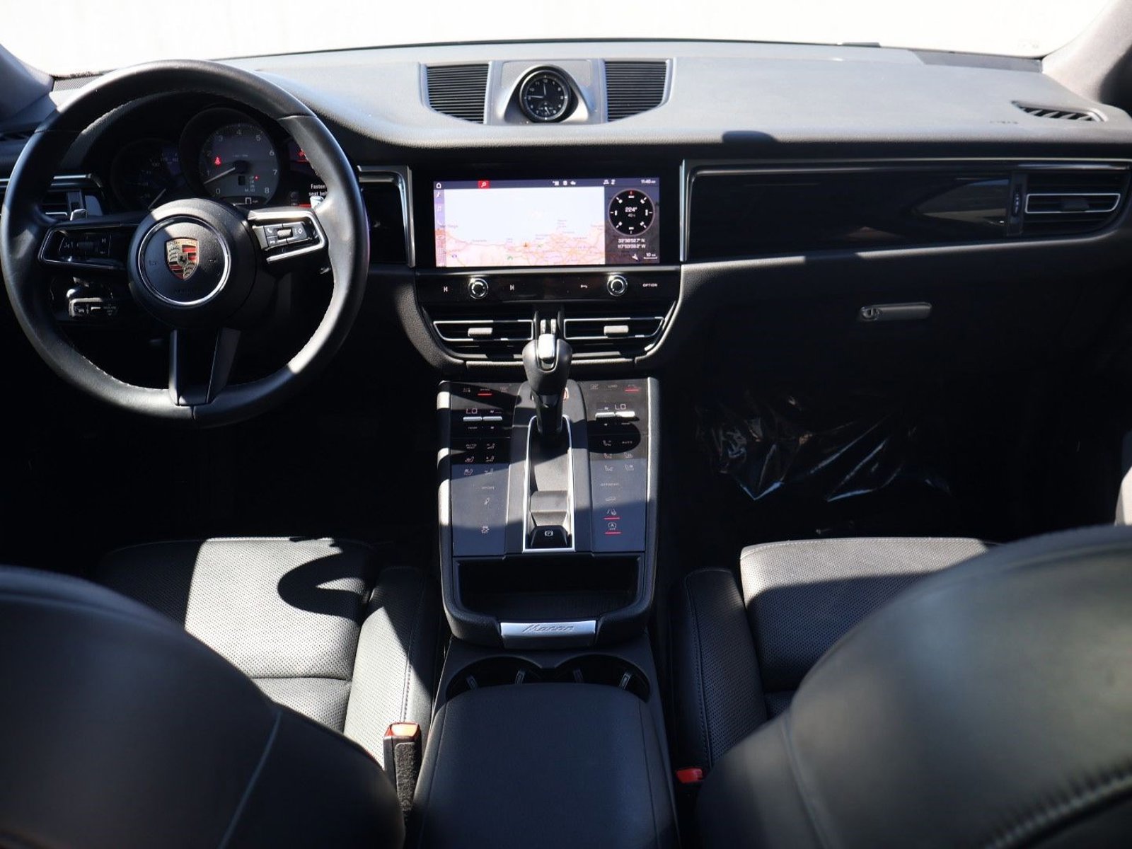 Certified 2022 Porsche Macan S image 21