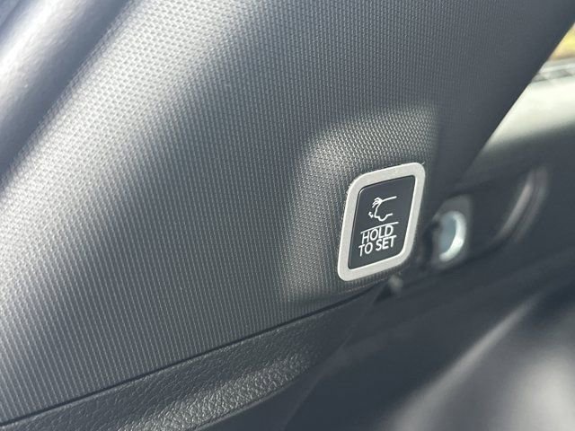 New 2025 Jeep Grand Cherokee Altitude image 21