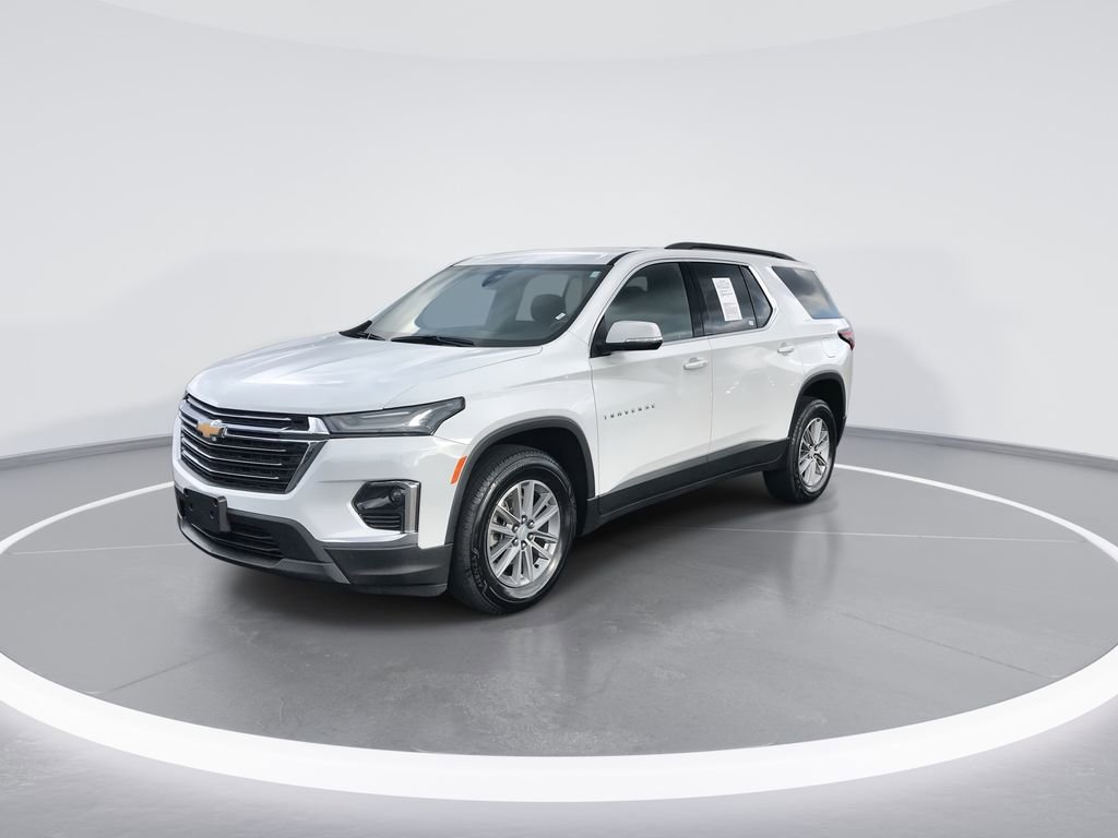 Used 2023 Chevrolet Traverse LT image 4