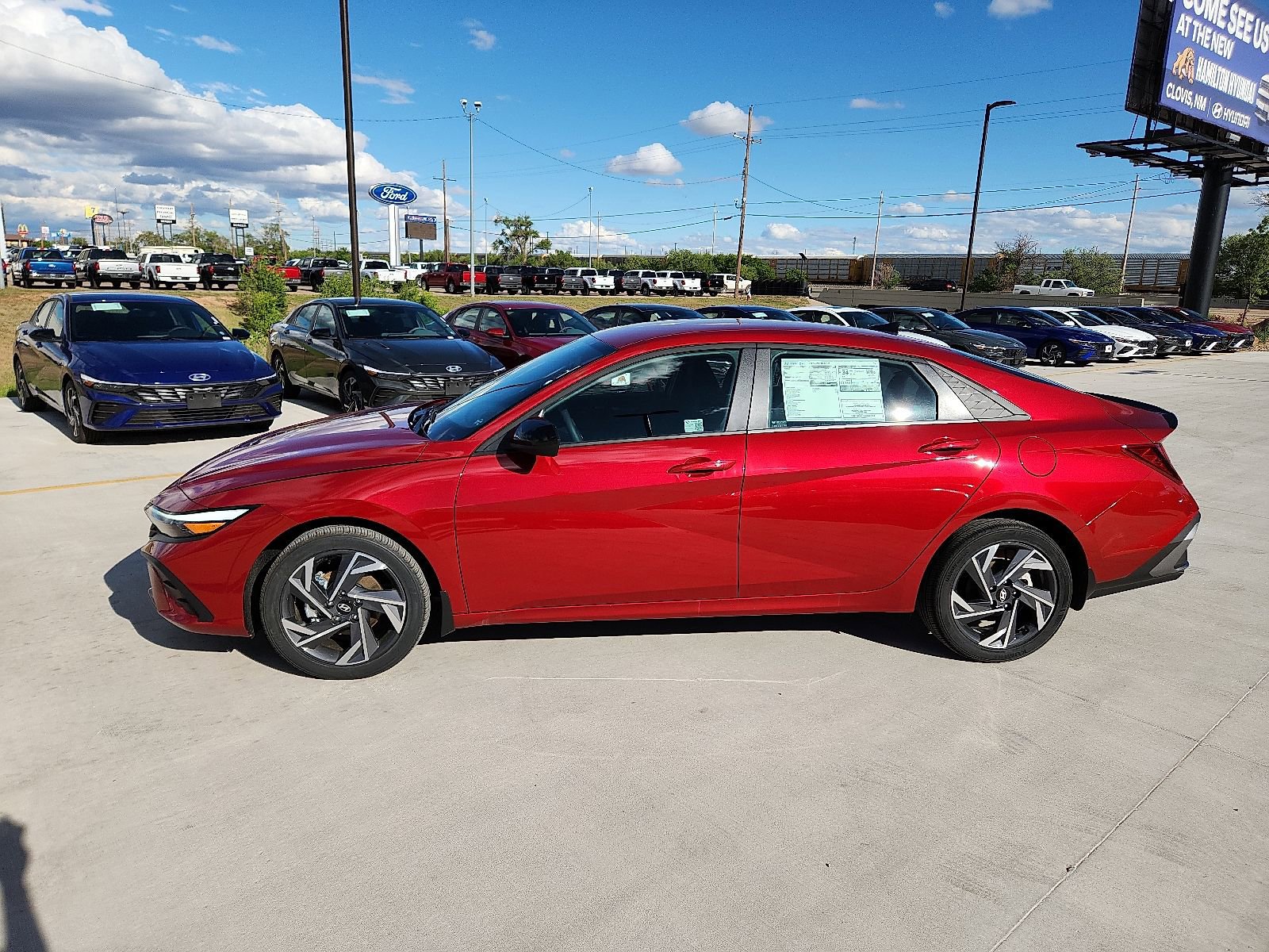 New 2025 Hyundai Elantra Sport image 2