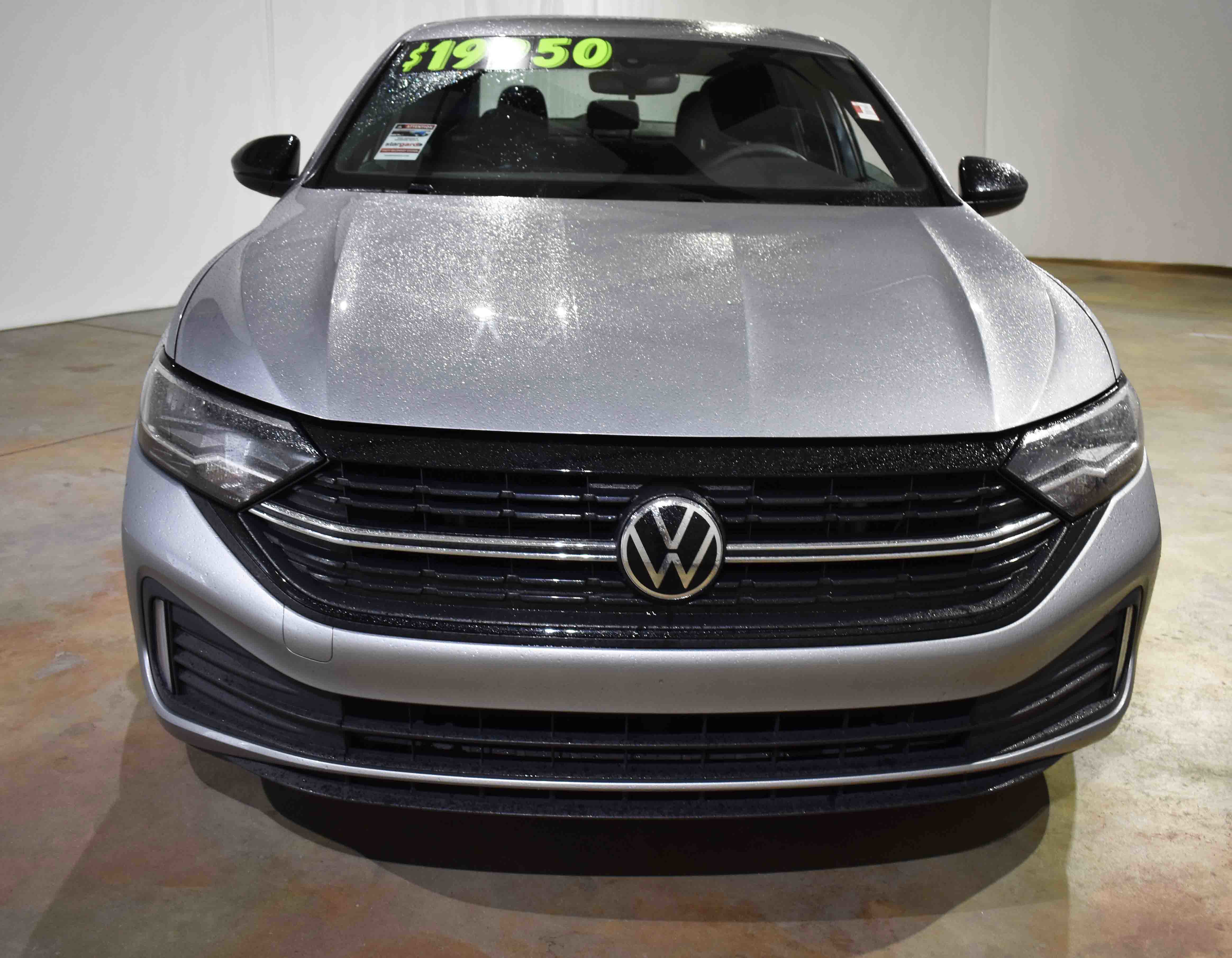 Used 2023 Volkswagen Jetta Sport image 4