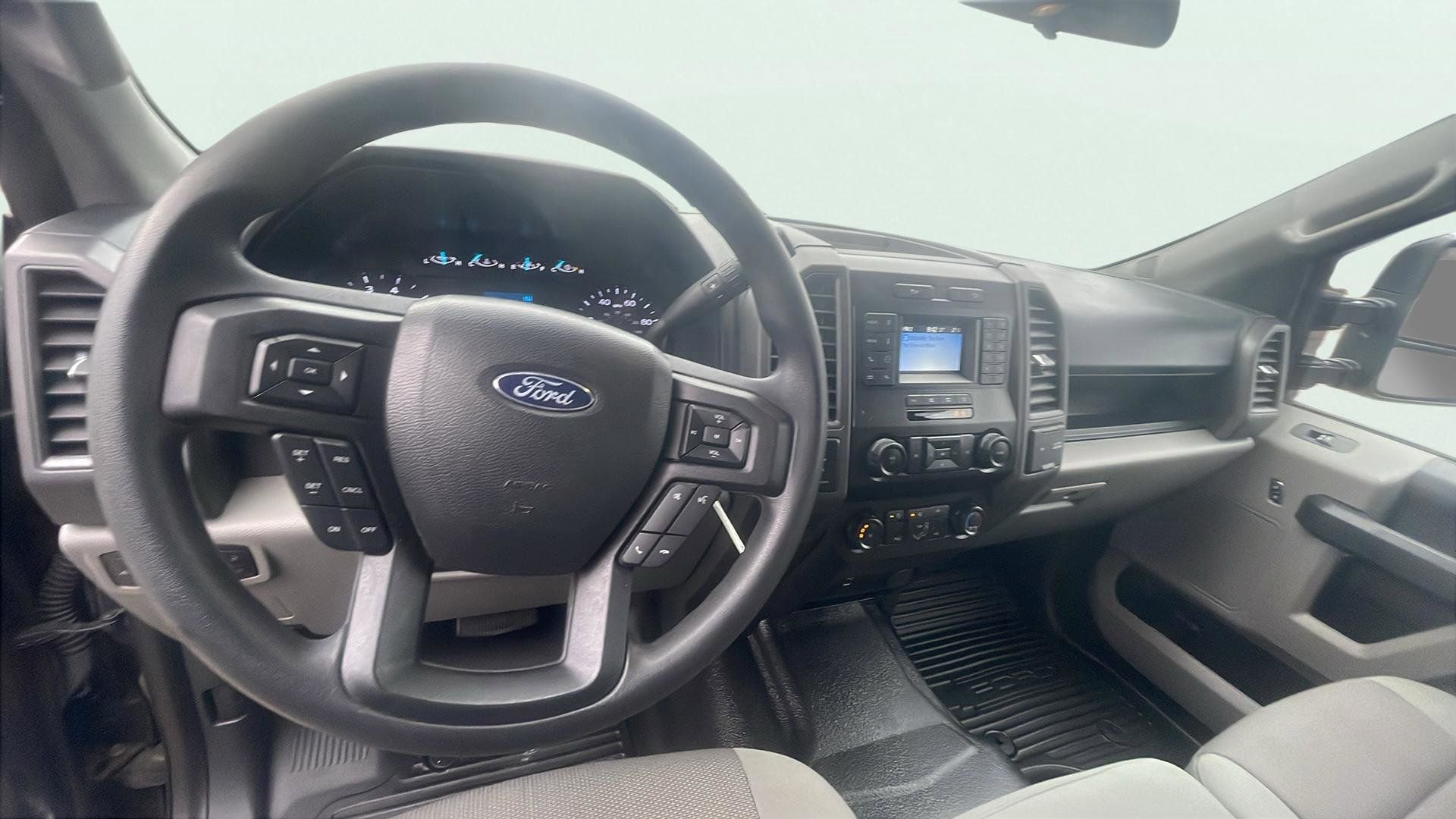 Used 2022 Ford F250 XL w/ STX Appearance Package image 11