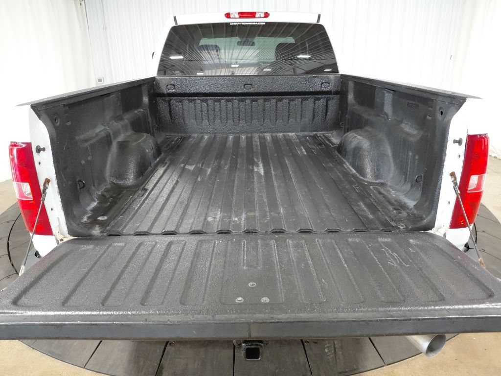 Used 2008 Chevrolet Silverado 2500 W/T AWD/4WD image 8
