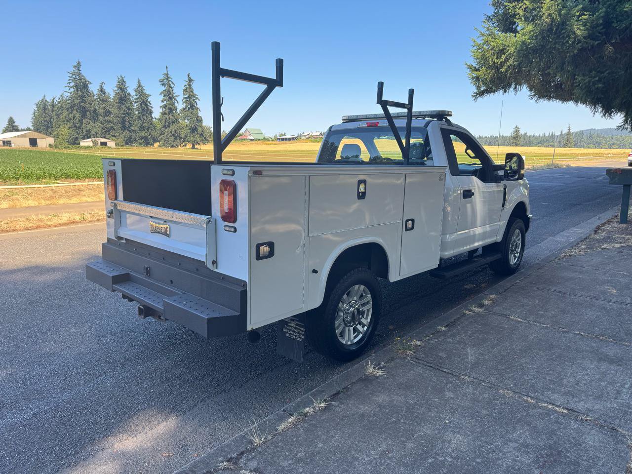 Used 2018 Ford F250 XL w/ STX Appearance Package AWD/4WD image 5