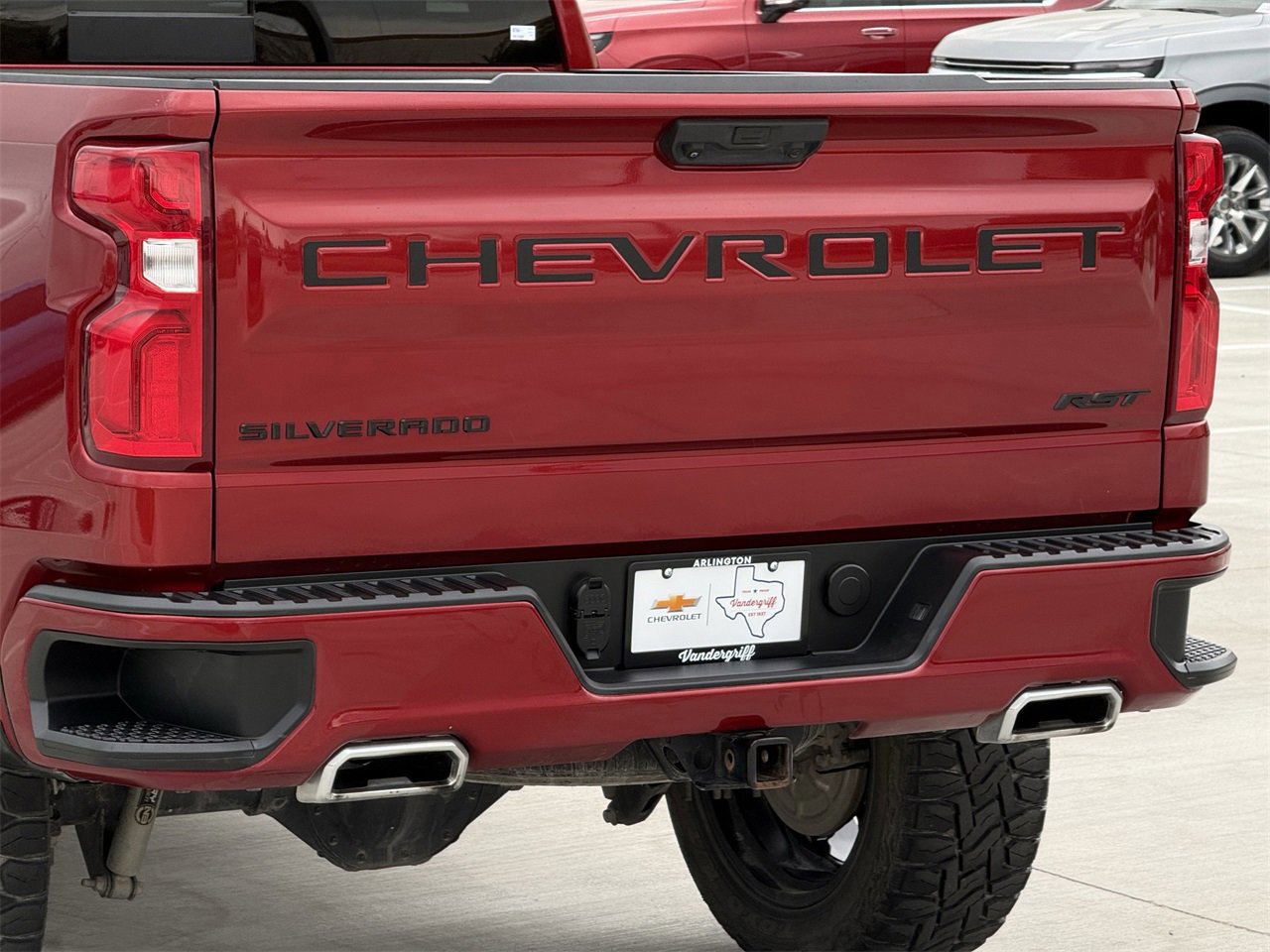 Used 2022 Chevrolet Silverado 1500 RST w/ Convenience Package II image 6