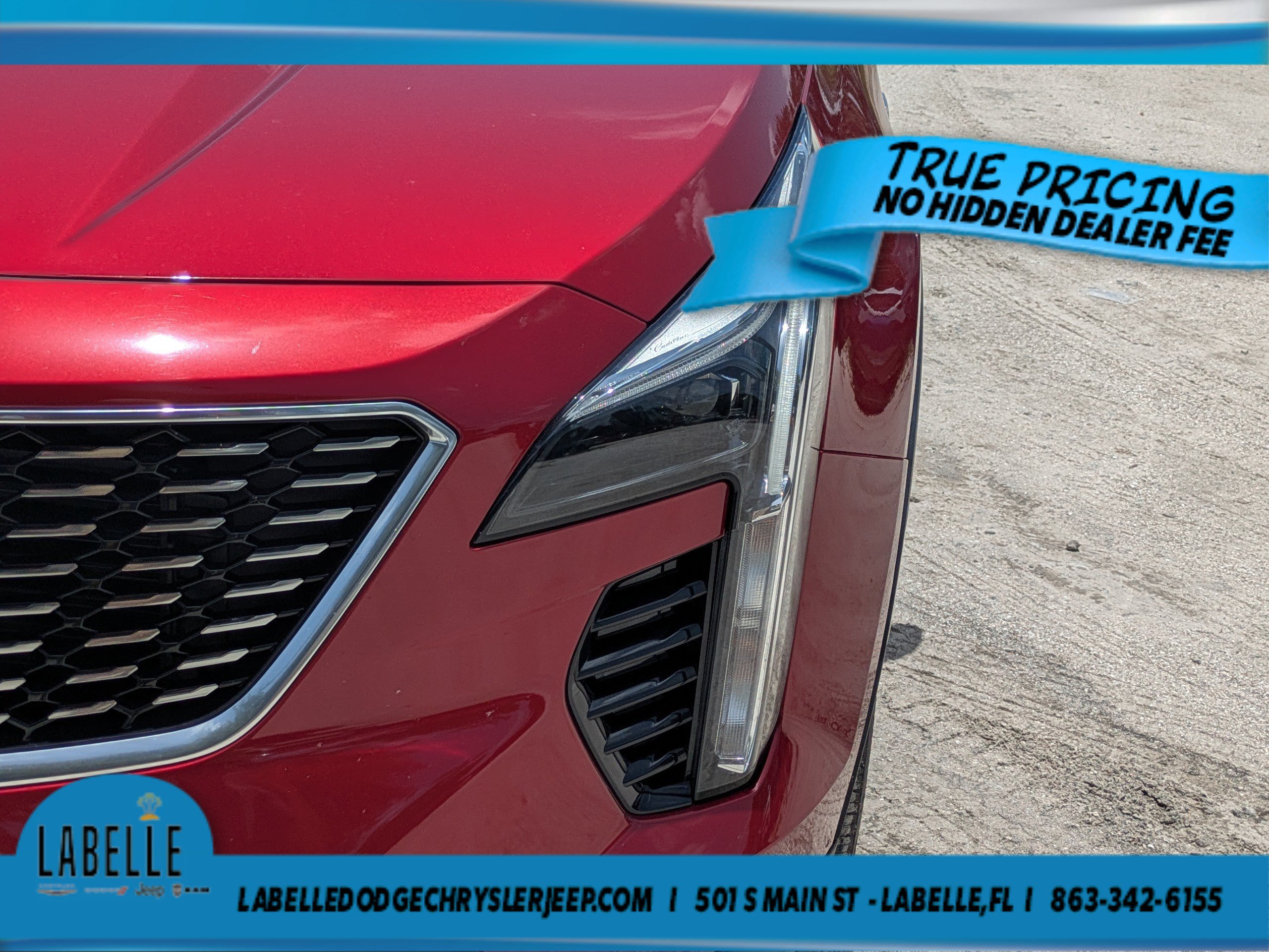 Used 2022 Cadillac XT4 Premium Luxury w/ Enhanced Visibility Package FWD image 10
